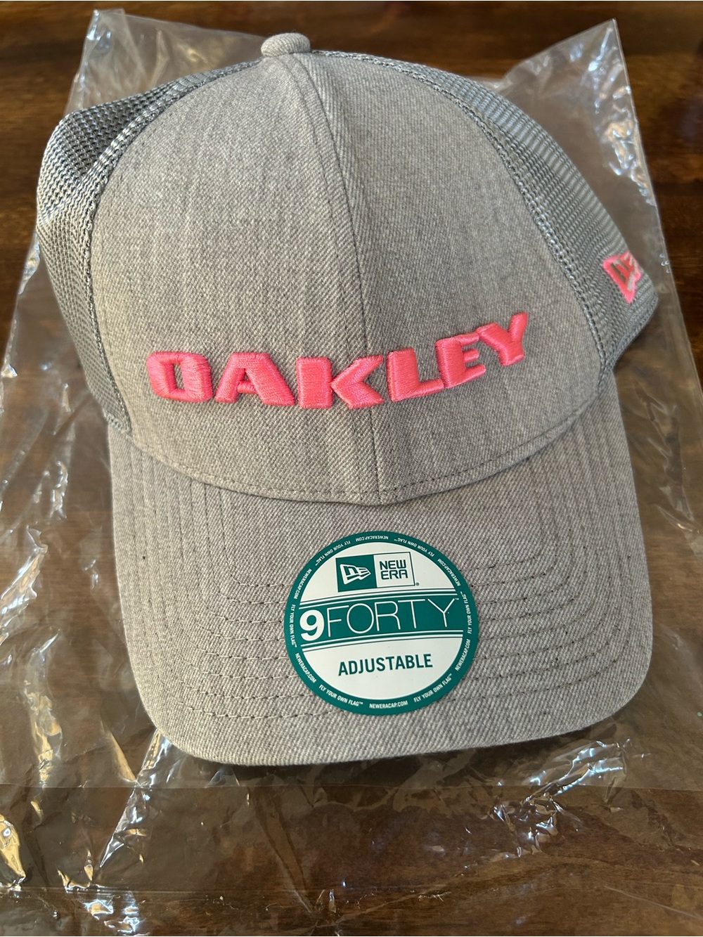 Oakley Gray Trucker Hat with Pink Logo - Kids